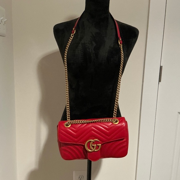 GUCCI MARMONT RED LEATHER SHOULDER/CROSSBODY BAG - Picture 1 of 16